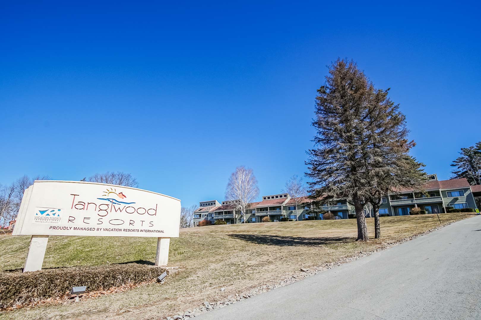A welcoming resort entrance at VRI's Tanglwood Resort in Pennsylvania.